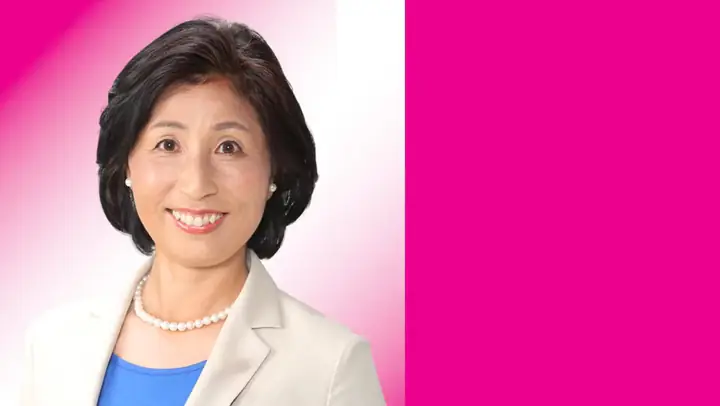石井ともえ氏のエンディング。「医療と介護を、もっと安心に。」の文字と心電図の線が動く